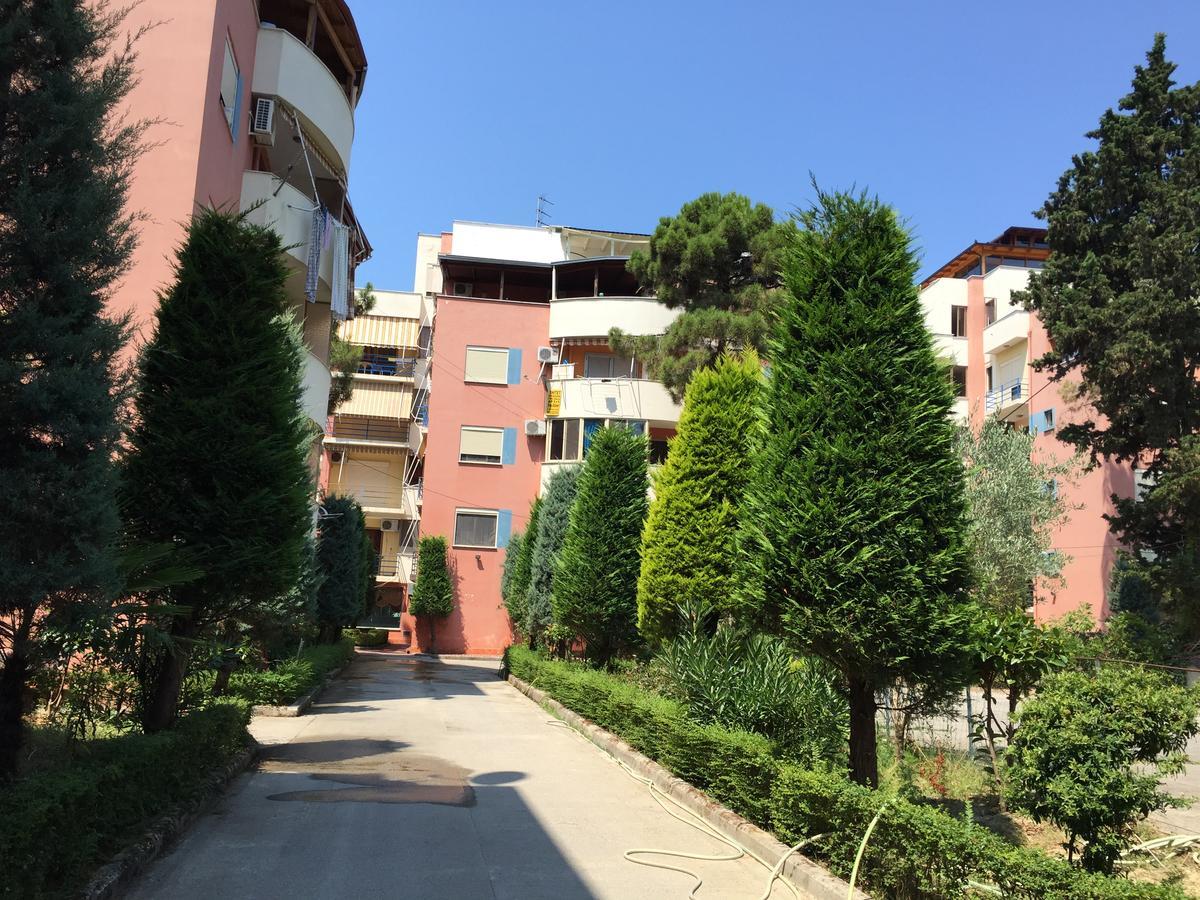 Double Room With Terrace Golem  Buitenkant foto